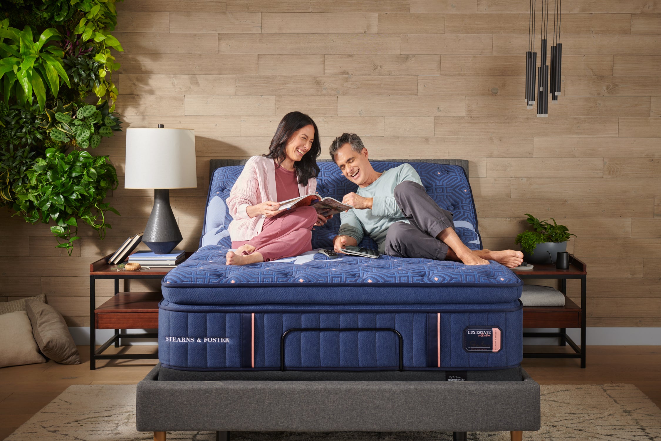 Lux Estate Medium EPT 16" Mattress
