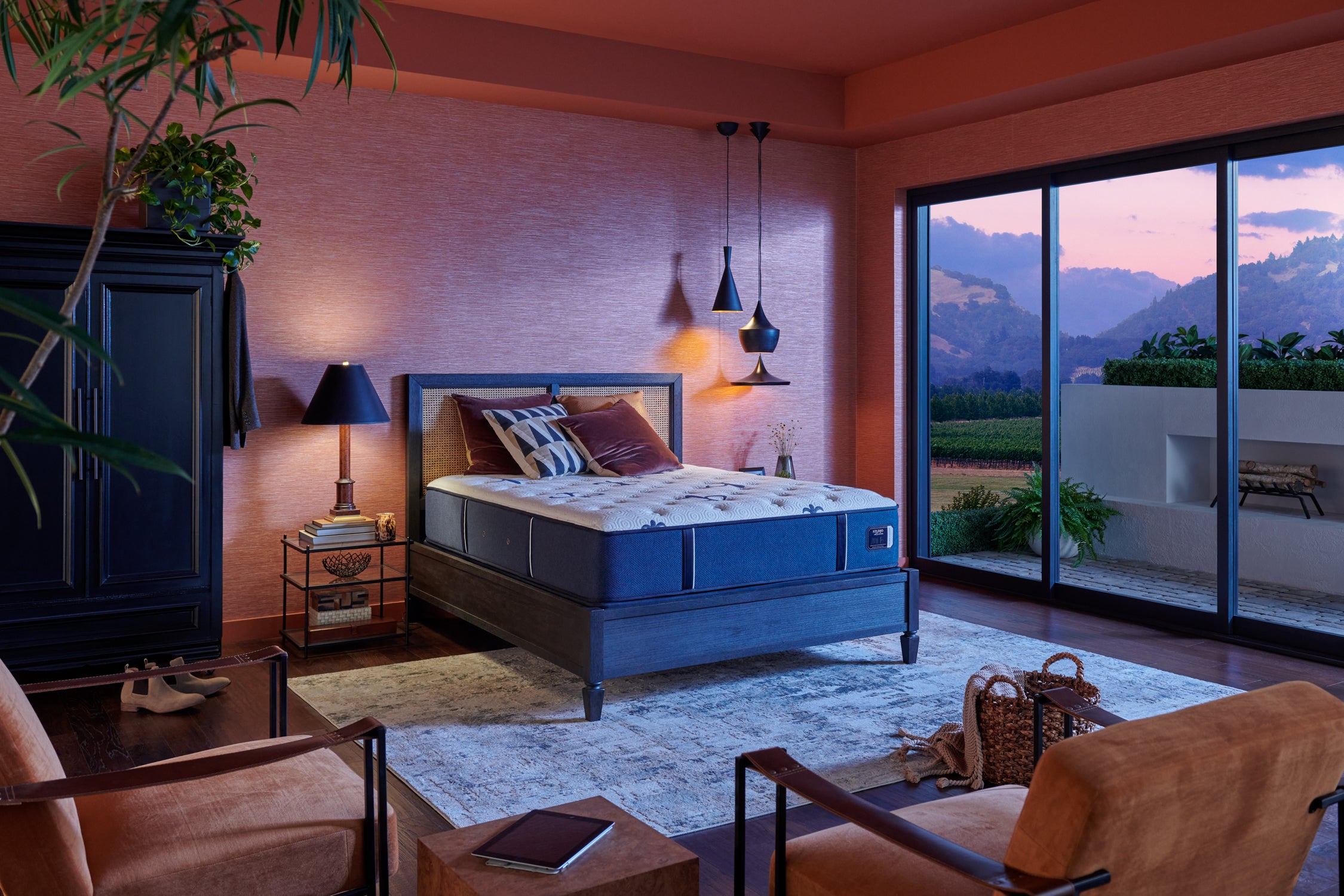 Studio Medium 14" Mattress