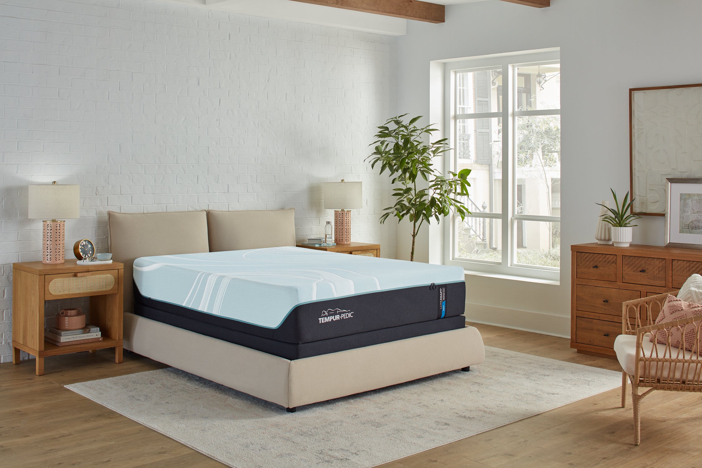 LuxeAdapt Soft 13" Mattress